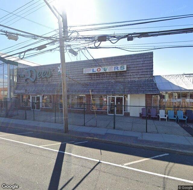 The Dees' Nursery & Florist in Oceanside, NY