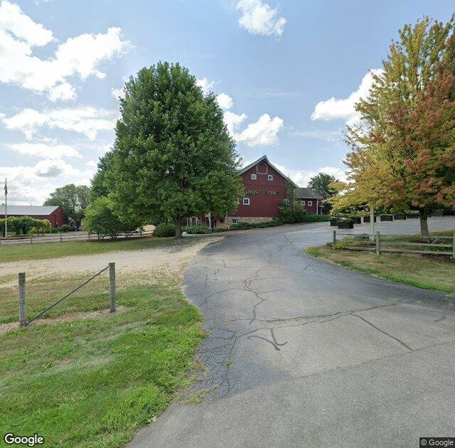 Edwards Apple Orchard in Poplar Grove, IL