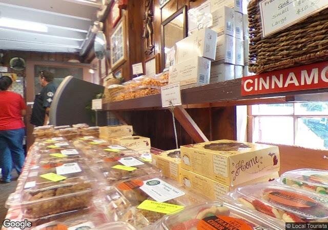 Franklin Cider Mill in Bloomfield Hills, MI