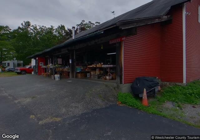 Stuart's Fruit Farm in Granite Springs, NY