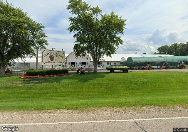 Tanners Orchard in Speer, IL